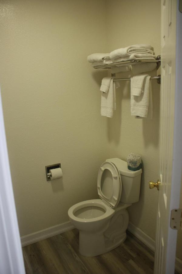 Value Inn & Suites Redding Buitenkant foto