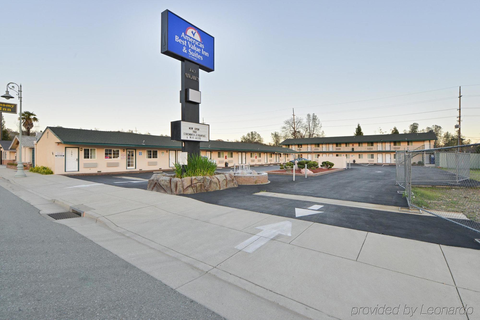 Value Inn & Suites Redding Buitenkant foto