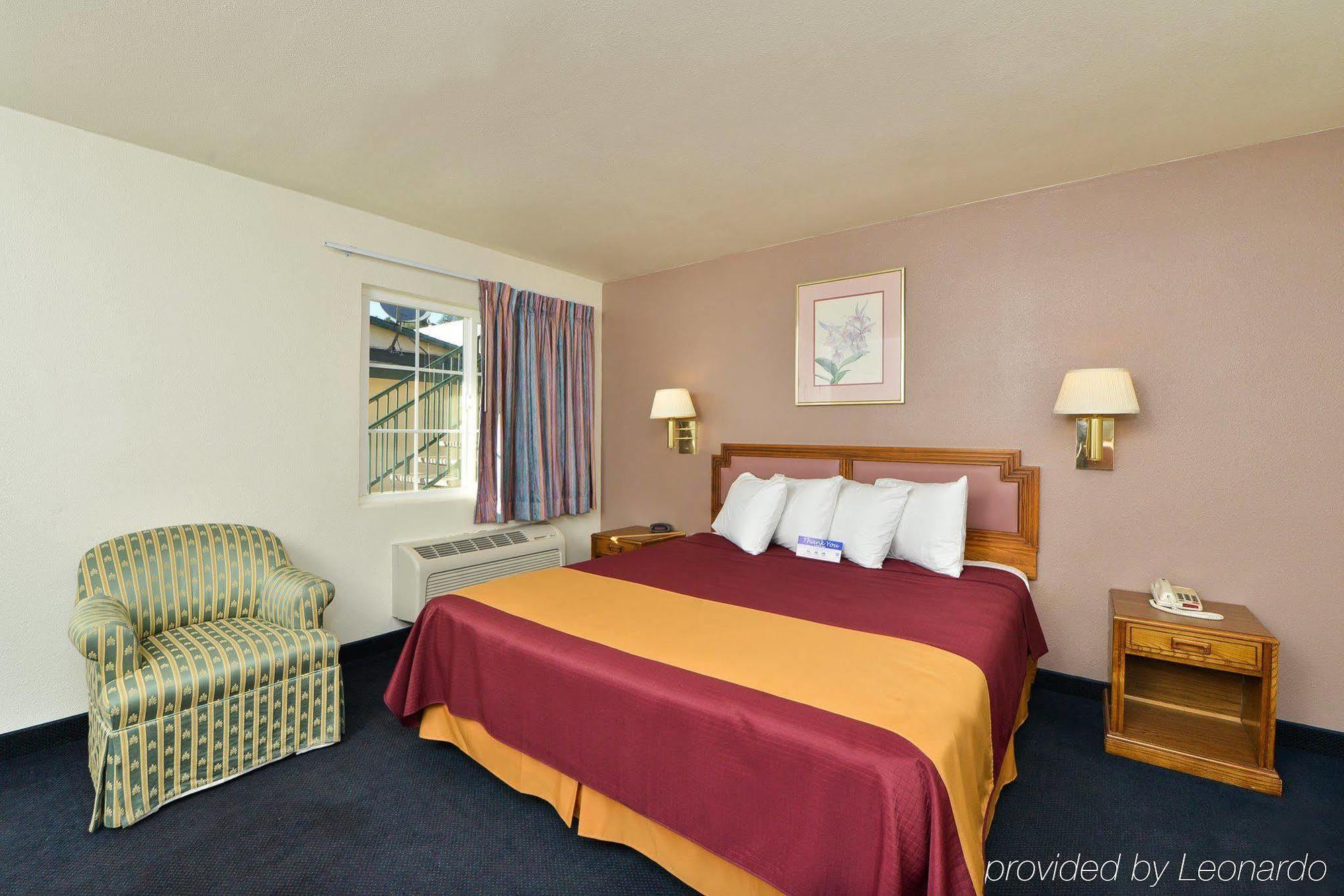 Value Inn & Suites Redding Buitenkant foto