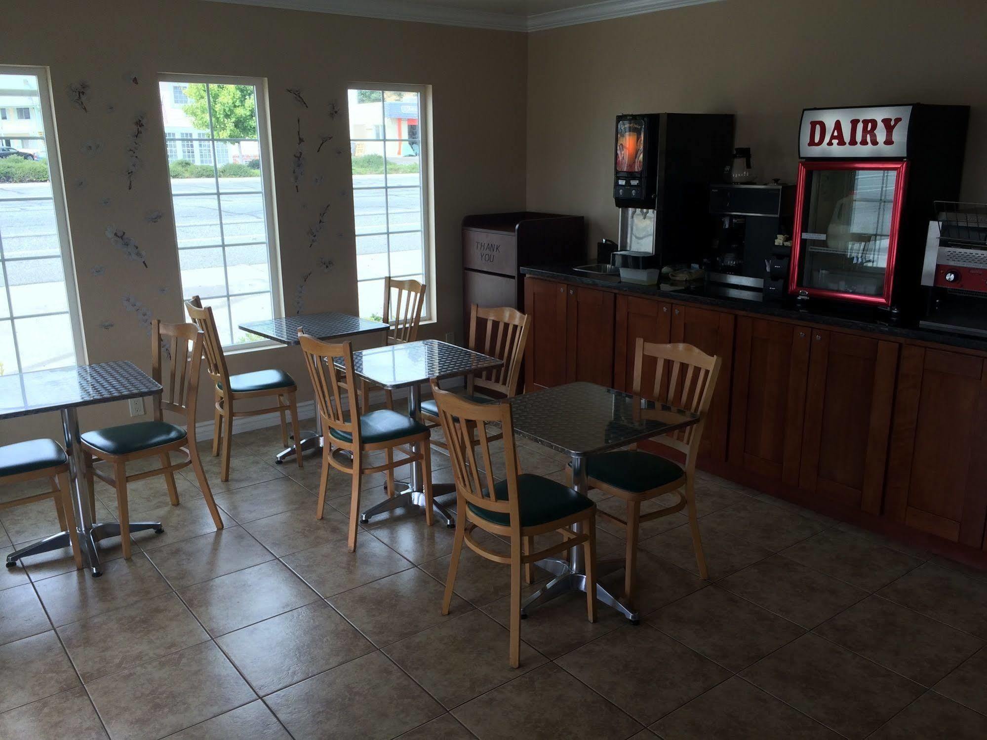 Value Inn & Suites Redding Buitenkant foto
