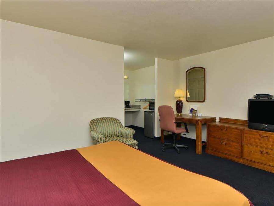 Value Inn & Suites Redding Buitenkant foto