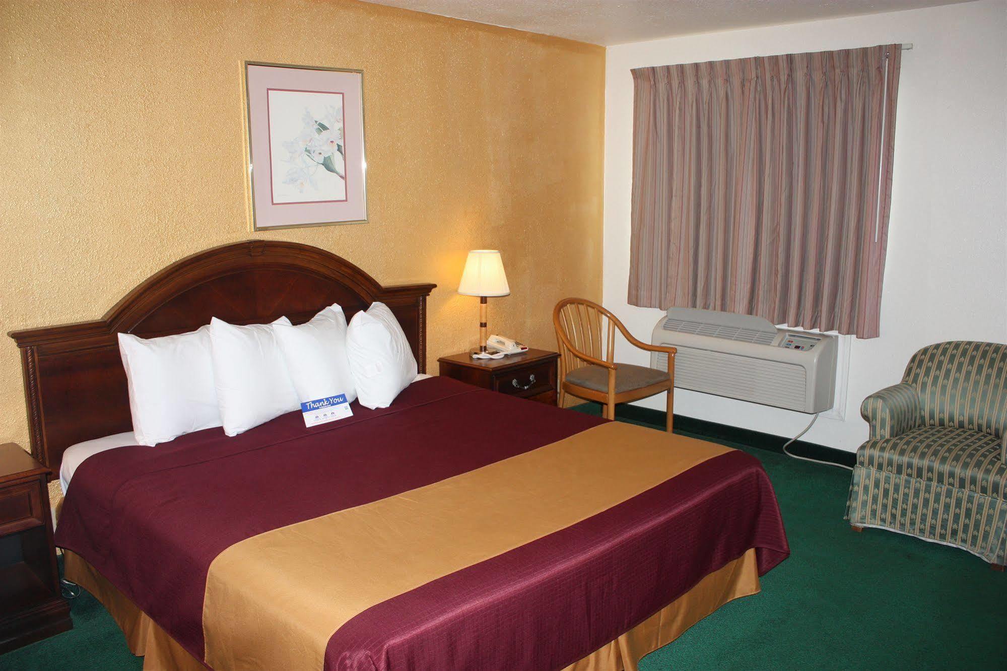 Value Inn & Suites Redding Buitenkant foto